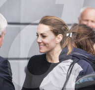 EXKLUSIV - Sportliche Herzogin Catherine in Turnschuhen unterwegs