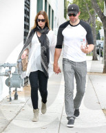 PEOPLE - Schwangere Emily Blunt spaziert mit Mann John durch Beverly Hills