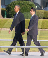 NEWS - Japan: US-Präsident Barack Obama legt in Hiroshima einen Kranz nieder