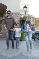 EXKLUSIV - Wie in alten Zeiten: Scott Disick und Kourtney Kardashian als Familie unterwegs