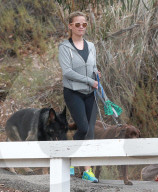 PEOPLE - Wandertag: Reese Witherspoon mit ihren Buben