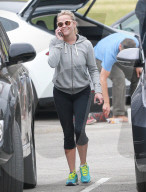 PEOPLE - Wandertag: Reese Witherspoon mit ihren Buben