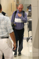 EXKLUSIV - Hat's lustig am Flughafen in NY: Rocco Ritchie