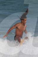 EXKLUSIV - Planscht in Rio: Jaden Smith verliert fast die Badehose