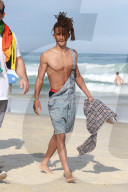 EXKLUSIV - Planscht in Rio: Jaden Smith verliert fast die Badehose