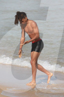 EXKLUSIV - Planscht in Rio: Jaden Smith verliert fast die Badehose
