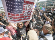 NEWS - USA Vorwahlen: Wiederum Kontroverse während Trump-Auftritt