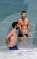 EXKLUSIV - Louis Vuitton Kreativdirektor Nicolas Ghesquière am Strand von Rio