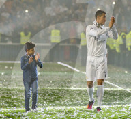 PEOPLE - Champions League: Real Madrid Spieler feiern mit ihren Kinder im heimatlichen Stadion