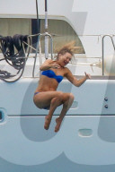 EXKLUSIV - Bikini-Girls auf Hawaii:  Kate Hudson, Goldie Hawn und Amy Schumer