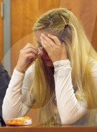 PEOPLE - Mayka Marica Kukucova wegen Mord an Andrew Bush vor Gericht
