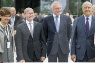 NEWS -  Alain Juppé und François Hollande weihen die 'Cité du Vin' in Bordeaux ein