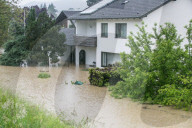 NEWS - Hochwasseralarm in Bayern: Schulkinder eingeschlossen