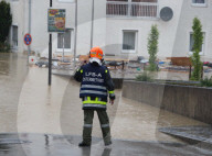 NEWS - Hochwasseralarm in Bayern: Schulkinder eingeschlossen