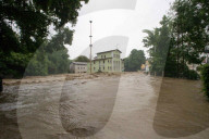 NEWS - Hochwasseralarm in Bayern: Schulkinder eingeschlossen