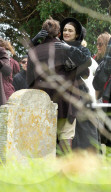 PEOPLE - Rachel Weisz auf dem Set zu "My Cousin Rachel"