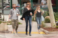 PEOPLE - Caitlyn Jenner bummelt in Malibu