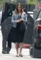 PEOPLE - Schwangere Emily Blunt verlässt Business-Lunch in Beverly Hills
