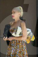 PEOPLE - Leo-Girl: Gwen Stefani die stylische Raubkatze auf dem Spielplatz