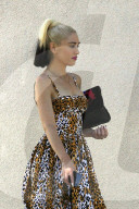 PEOPLE - Leo-Girl: Gwen Stefani die stylische Raubkatze auf dem Spielplatz