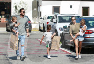PEOPLE - Happy Family: Kourtney und Scott spielen mit den Kids in Malibu