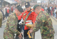 NEWS - Britische Veteranen feiern 72. D-Day in Arromanches