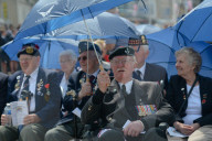 NEWS - Britische Veteranen feiern 72. D-Day in Arromanches