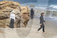PEOPLE - Sharon Osbourne verbringt den Tag mit Sohn und Enkeltochter am Strand