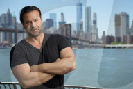PORTRAIT - Steve Stanulis