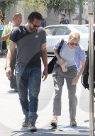PEOPLE - Amanda Seyfried kriegt Besuch auf dem Set von Freund Thomas