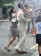 PEOPLE - Anatole Taubman auf dem Set zu "Time of my Life begins" in Dublin