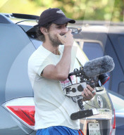 PEOPLE - Nice Style: Shia LaBeouf geht unter die Filmemacher