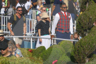 PEOPLE - Drew Barrymore besucht mit den Kids das Disneyland