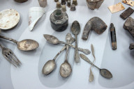 FEATURE - Auschwitz-Birkenau: Persönliche Dinge von ermordeten KZ-Häftlingen gefunden