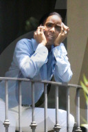 PEOPLE - Kelly Rowland scheint ein intensives Telefonat zu führen