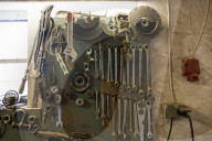 FEATURE - Seefahrer Claus Hartmann in seinem Galionsfiguren Atelier 