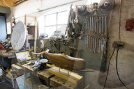 FEATURE - Seefahrer Claus Hartmann in seinem Galionsfiguren Atelier 