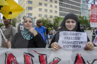 NEWS - Flüchtlinge und Griechen demonstrieren gemeinsam für bessere Lebensbedingungen in Athen
