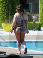 EXKLUSIV - Chanelle Hayes vergnügt sich am Pool in Alicante 