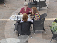 EXKLUSIV - Susan Sarandon macht Ferien in Taormina