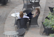 EXKLUSIV - Susan Sarandon macht Ferien in Taormina