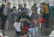 EURO 2016 - England gegen Russland: Ausschreitungen im Stadion