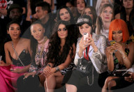 PEOPLE - Promis an der Moschino Show in LA