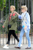 EXKLUSIV - Sarah Paulson und Holland Taylor in West Hollywood unterwegs