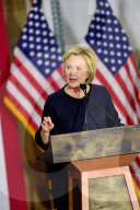 NEWS - USA: Hillary Clinton fordert Zusammenhalt gegen den Terror
