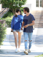 EXKLUSIV - Kylie Jenner mit Scott Disick in Calabasas unterwegs
