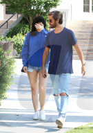 EXKLUSIV - Kylie Jenner mit Scott Disick in Calabasas unterwegs