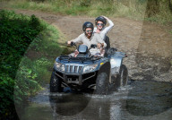 EXKLUSIV - Lindsay Lohan mit Egor Tarabasov auf Safari auf Mauritius 