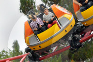 EXKLUSIV - Gwen Stefani vergnügt sich mit ihren Jungs im Luna Park