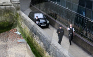 NEWS - Polizei entdecken ein verdächtiges Auto in London